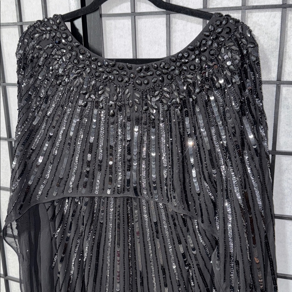MacDuggal Black Embellished Beaded Column Cape Gown size 18 - Picture 9 of 15